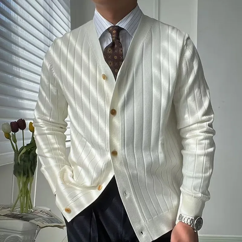 

Облегающий текстурированный вязаный свитер с V-образным вырезом, модный простой модный мужской полосатый кардиган, маленькая верхняя одежда, повседневная длинная све