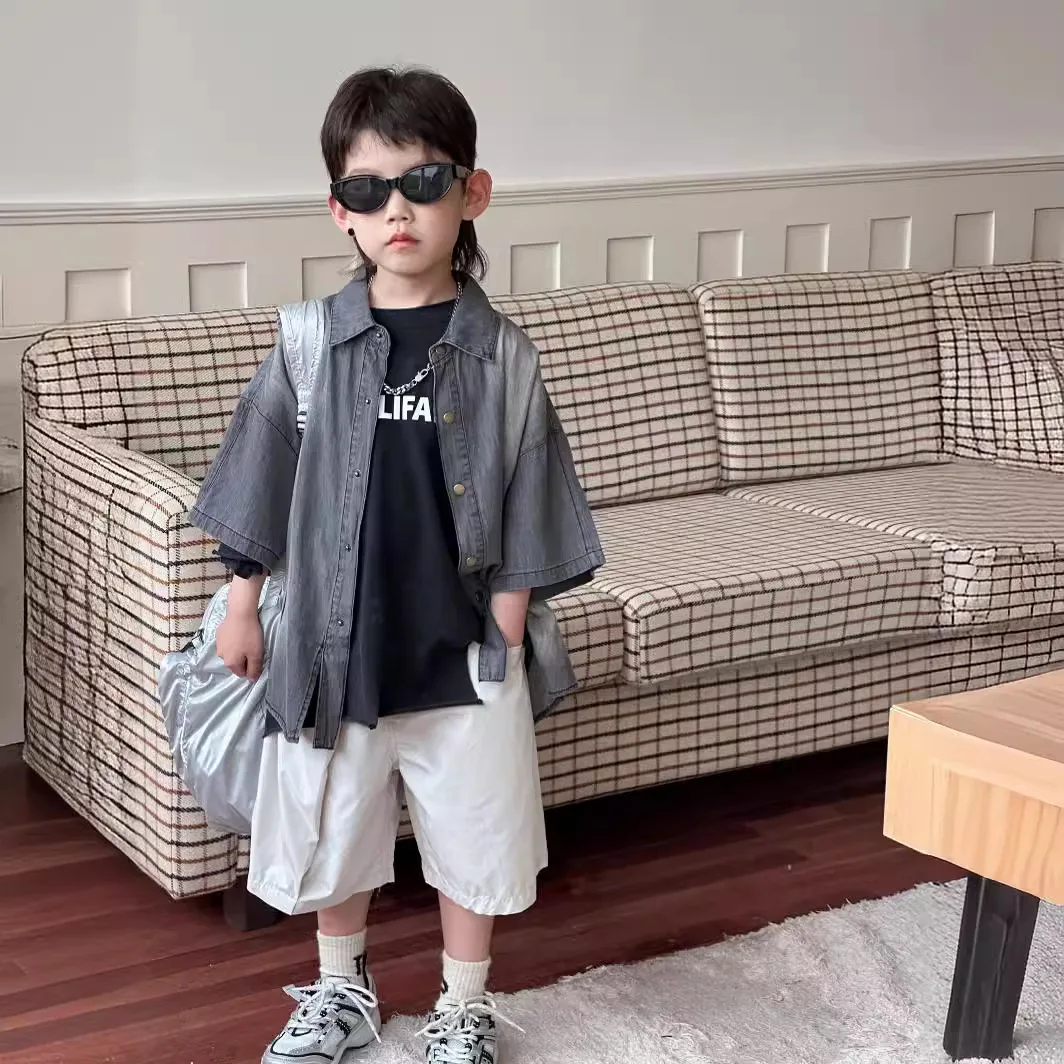 

2025 Summer Korean Children's Thin Denim Short-sleeved Shirt Fashionable Boys Smudging Trendy Cool Lapel Short-sleeved