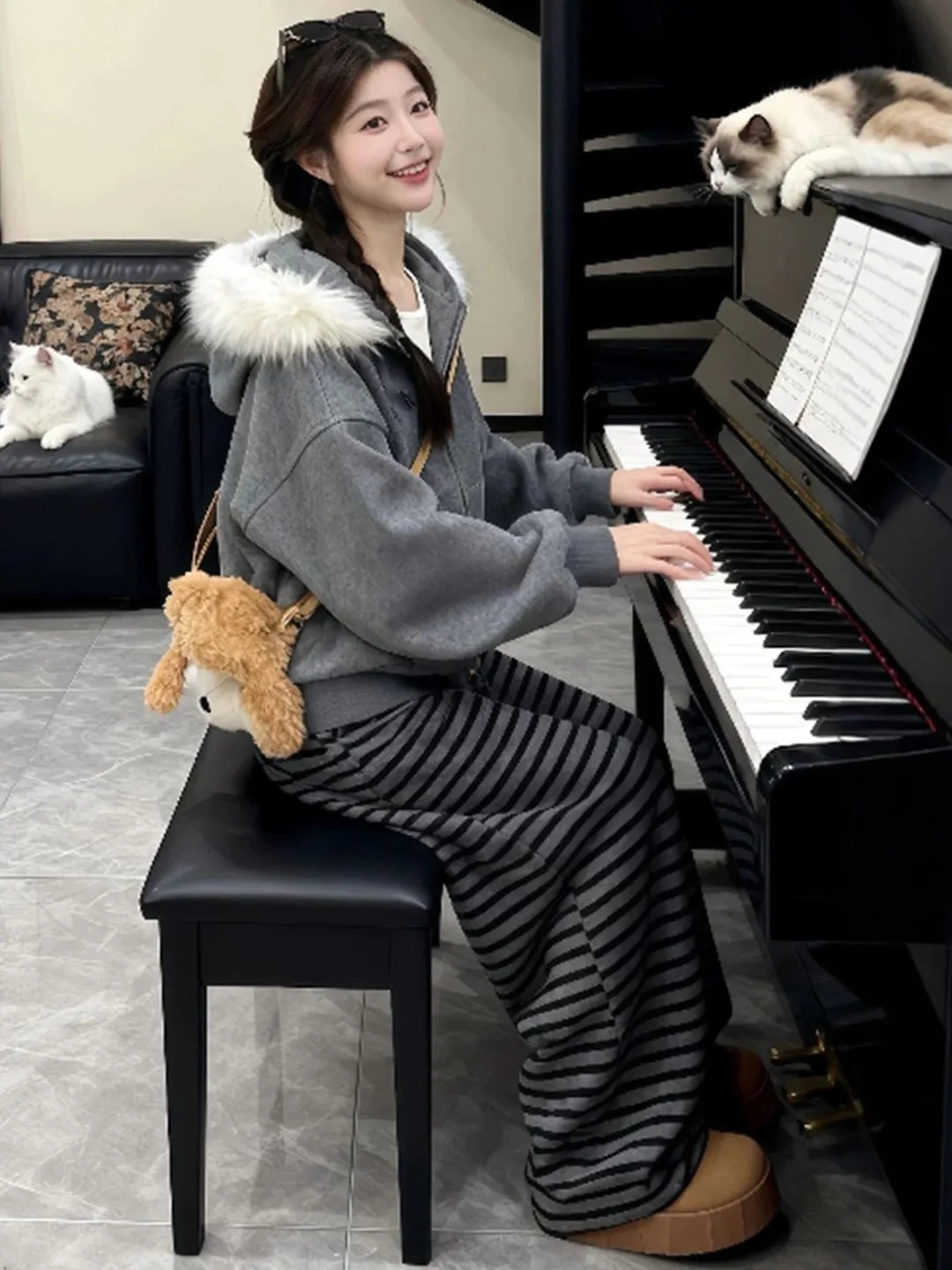 بنطلون نسائي واسع الساق من Laid-ba للخريف والشتاء 2025، جديد وناعم وعصري بخصر عالٍ وتصميم مخطط