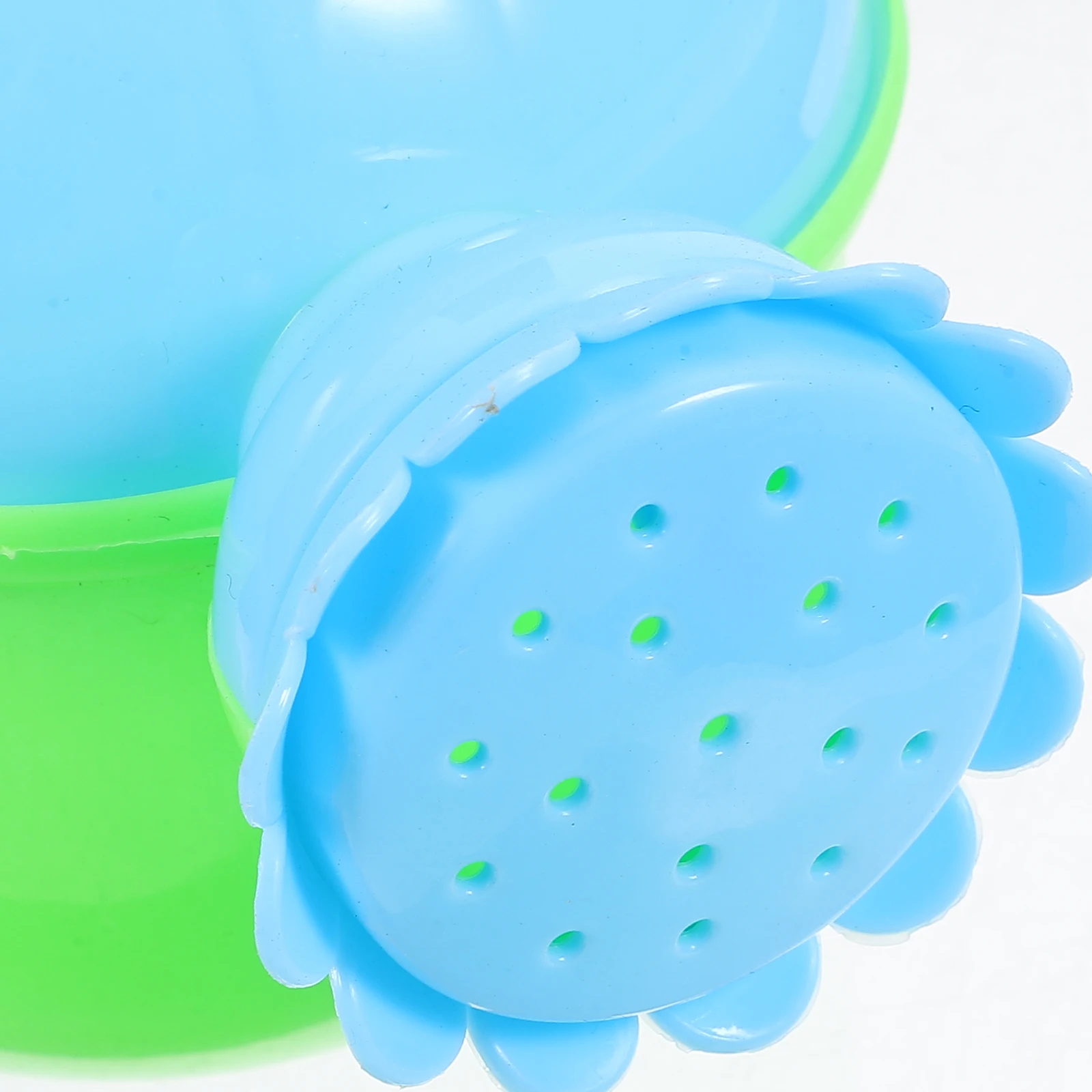 2 قطعة مسقاة الأطفال آمنة ملحقات الاستحمام البلاستيكية الملونة الزاهية متعة الإبداعية طفل دش الرش الصيف