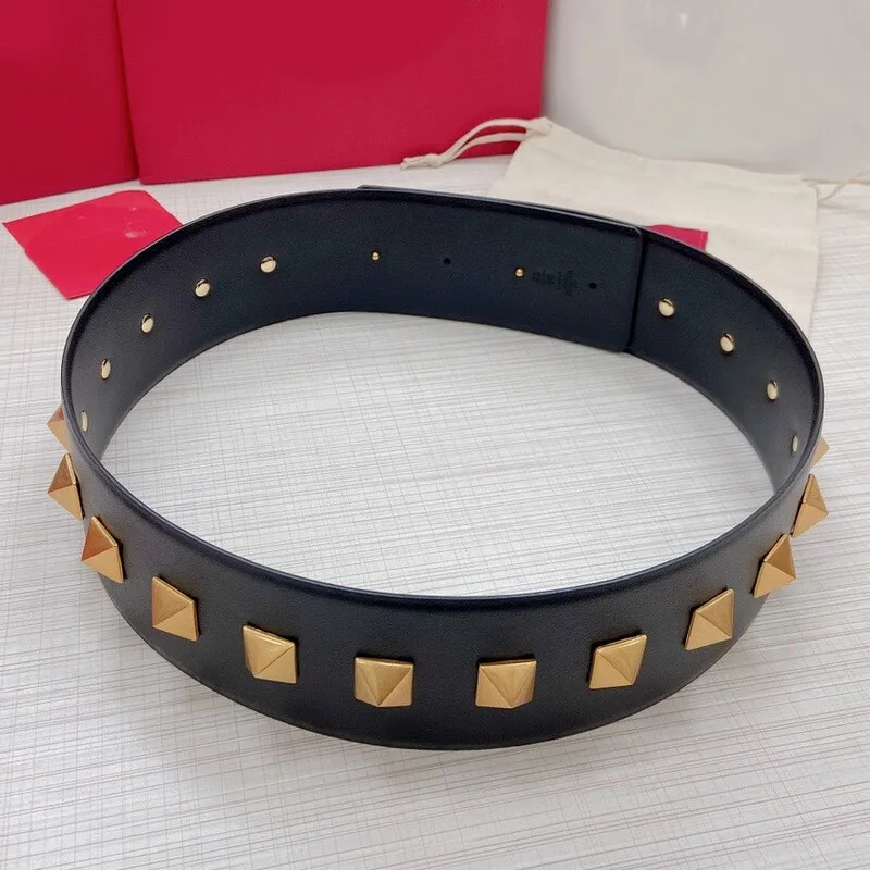 Ampia versione 7.0 copertura in vita da donna delicata piramide accessori hardware completi cintura cintura in pelle positiva di alta qualità