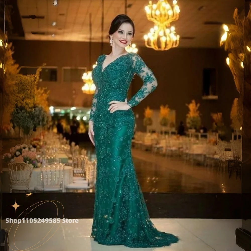 Elegant Green Lace Mother Of The Bride Dresses Long Sleeves V-Neck Wedding Guest Party Gowns Customized Groom Mom Formal Wear