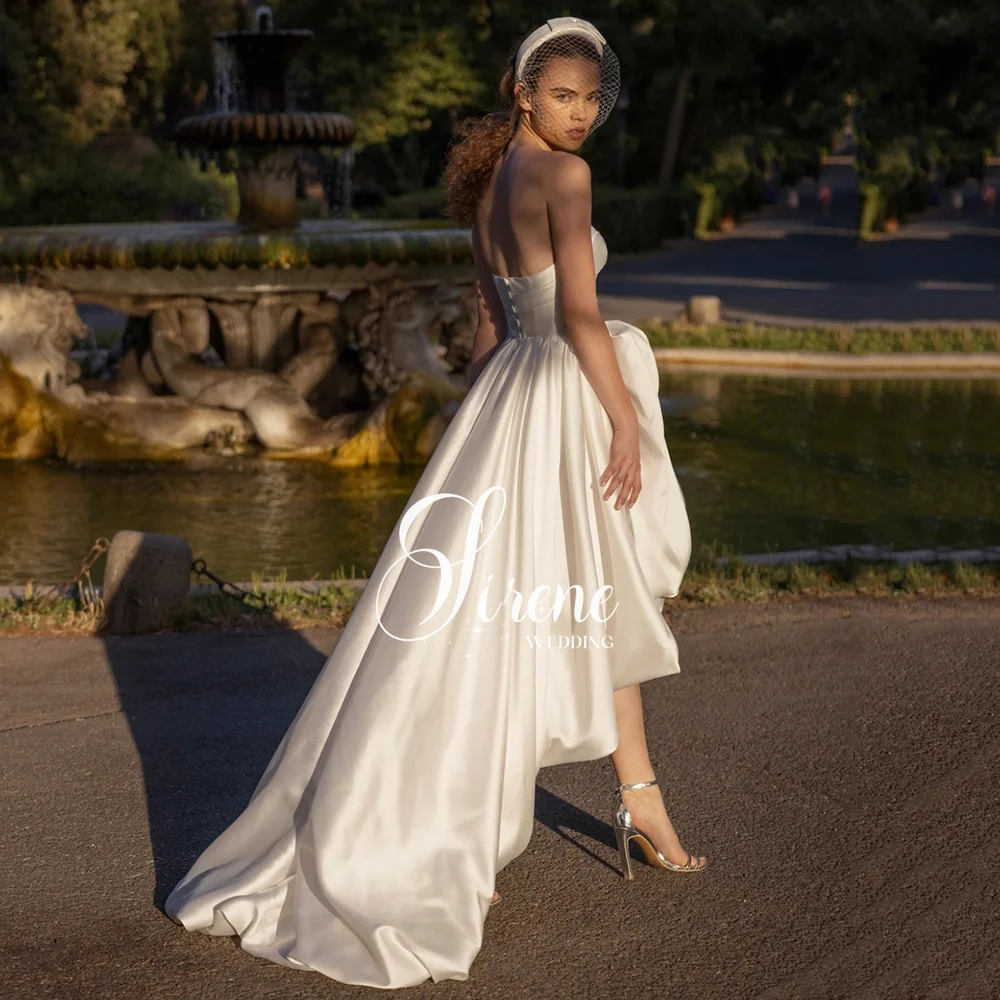 Sirene strapless trouwjurk mouwloze plooien hoog/laag eenvoudige ruches bruidjurk rugloze trian vestido de novia aangepast