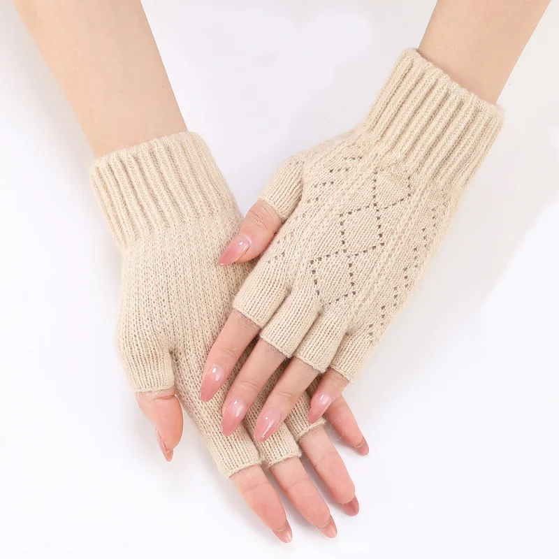Winter New Vintage Hollow Out Knitted Finger Gloves For Women Warm All-Match Soft Temperament Slim Fit Soft Gloves Comfy