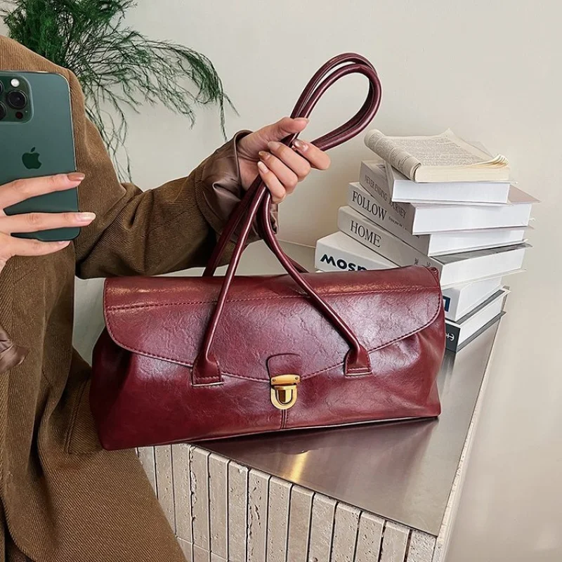 حقائب يد نسائية أنيقة مصنوعة من الجلد الصناعي تتميز بمظهر يومي عصري وخفيف الوزن وناعم #5