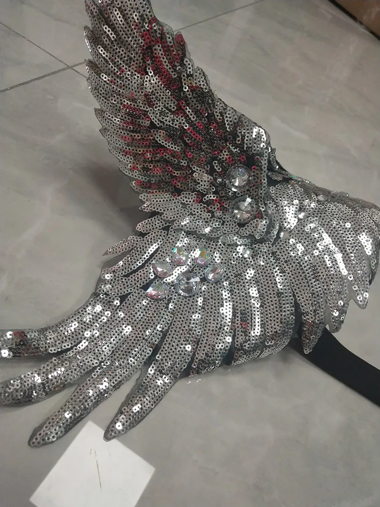 Seksowny strój sceniczny do baru, srebrne cekiny, skrzydła, epolety, ozdoby na ramiona, kryształki, szorty, kostium dla tancerza, akcesoria do kostiumu Gogo męskiego.