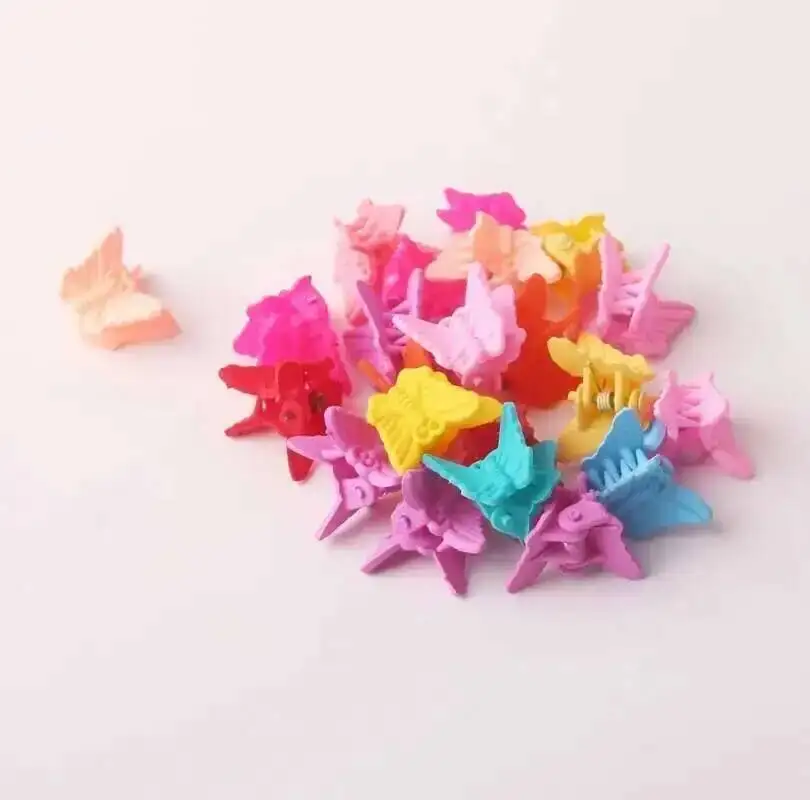 

50pcs 2025 Fashion Girls Mini Butterfly Hair Claw Clips Cute Candy Color Small Crabs For Headwear Children Hair Accessories