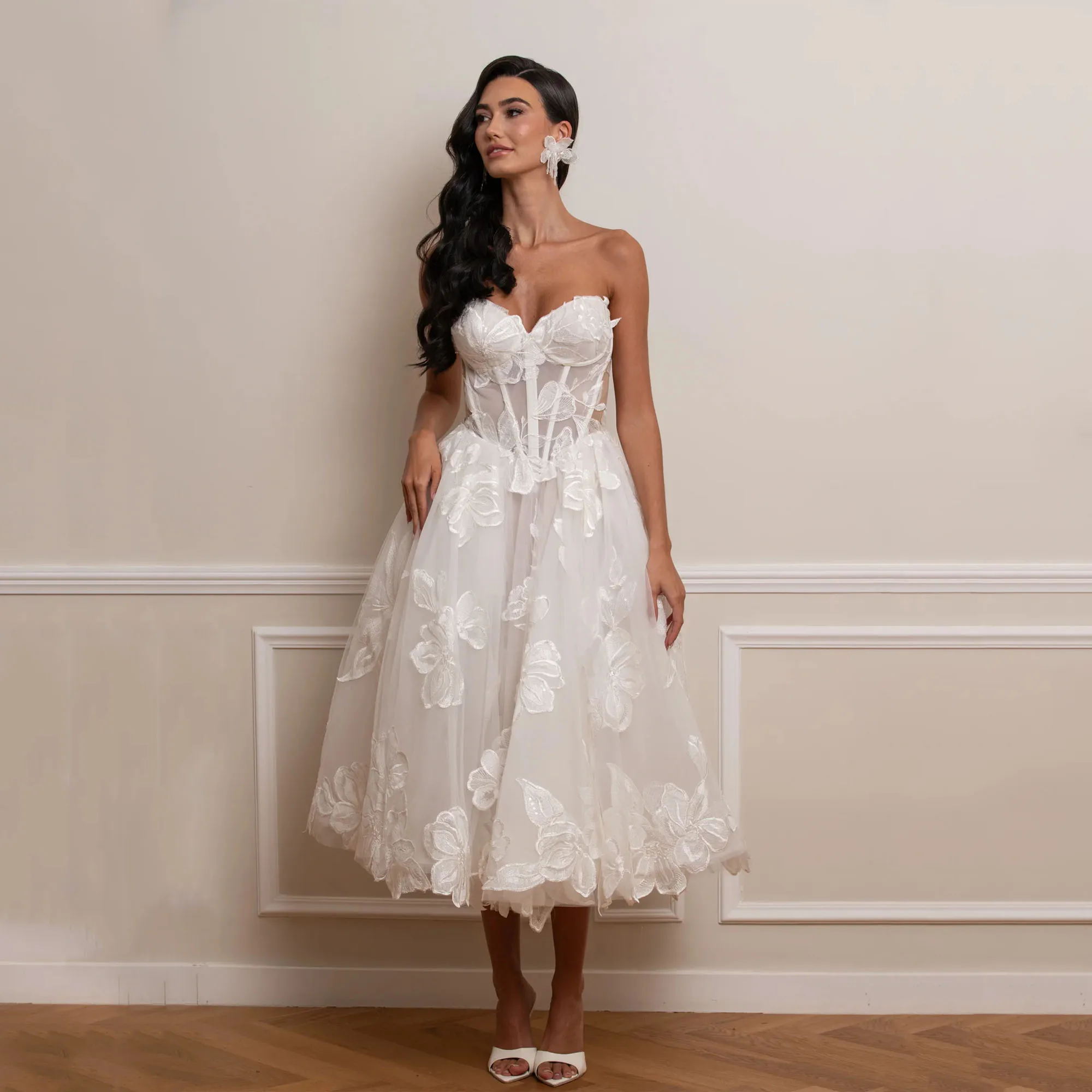 Civil Midi Wedding Dresses Sweetheart Appliques Strapless Mini Bridal Gown Lace Tea Length Wedding Gown For Women