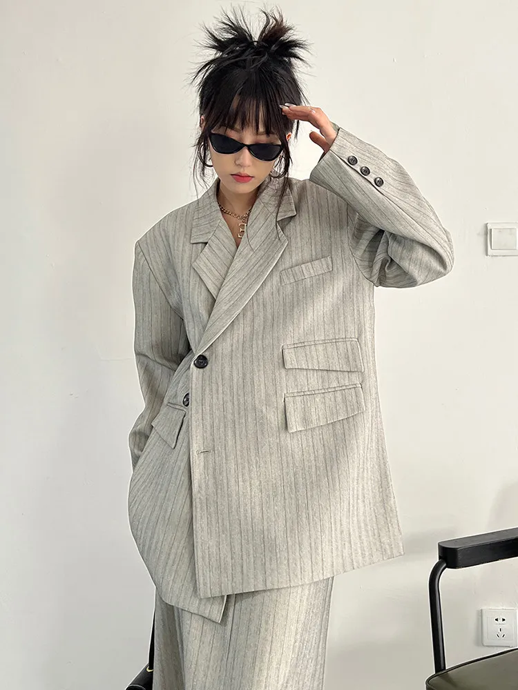 TWOTWINSTYLE Colorblock Striped Casual Blazer For Women Notched Collar Long Sleeve Patchwork Single Breasted Blazers Female New