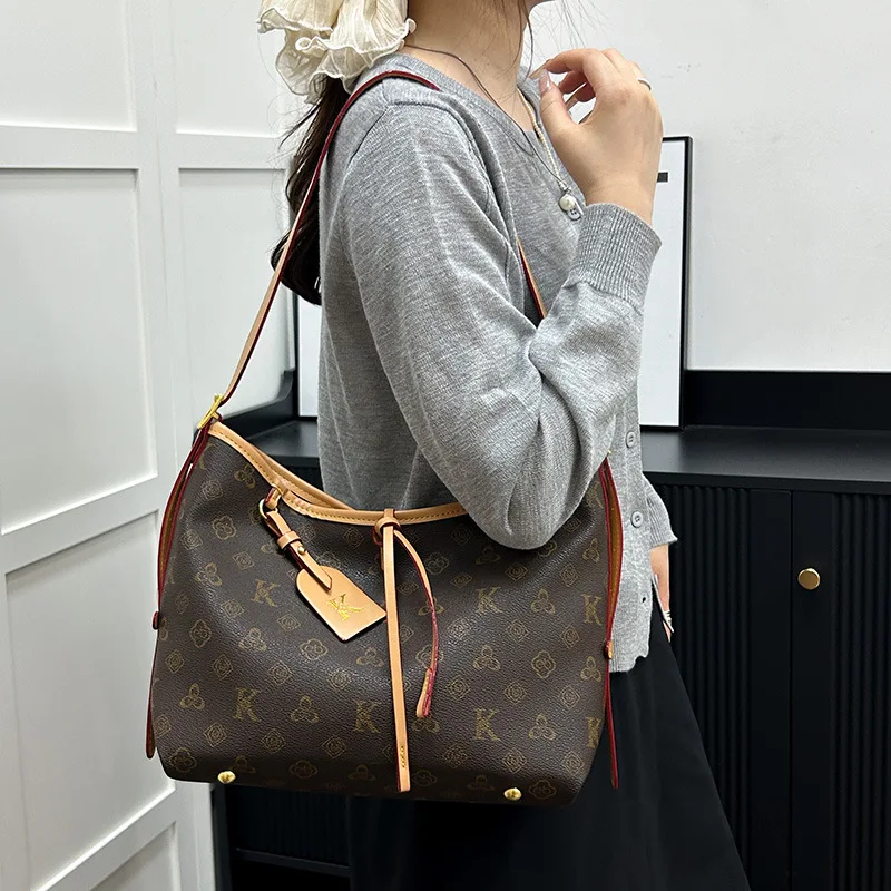 

​ ​ Винтажная сумка-ведро с монограммой, женская просторная сумка на плечо из воловьей кожи, пригородная сумка Essential Airport Security Ready ​ ​