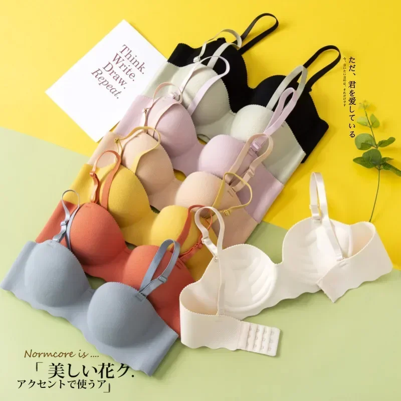 Alluring Bras  Seamless Push-Up Underwear Solid Colors Wireless Strapless Bras  Versatile Style