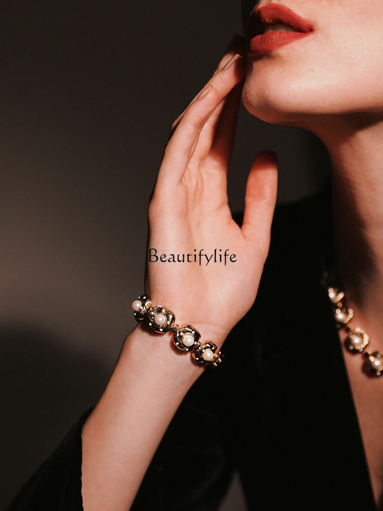 Retro Fashion Gold Silk Pearl Bracelet Maillard Wear