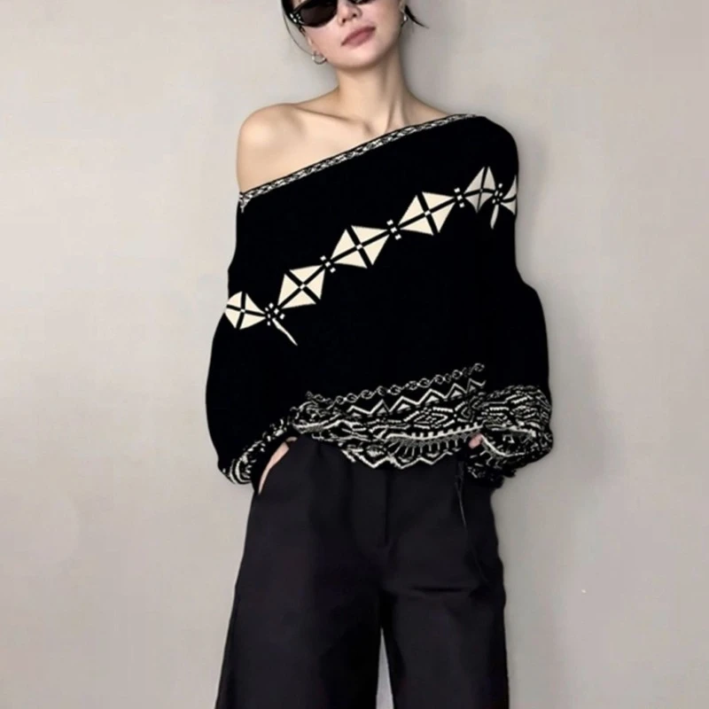 

Новая осенне-зимняя модная коллекция: элитный вязаный свитер с асимметричным вырезом и жаккардовым узором, черный, осенний топ, стильный и оригинальный.