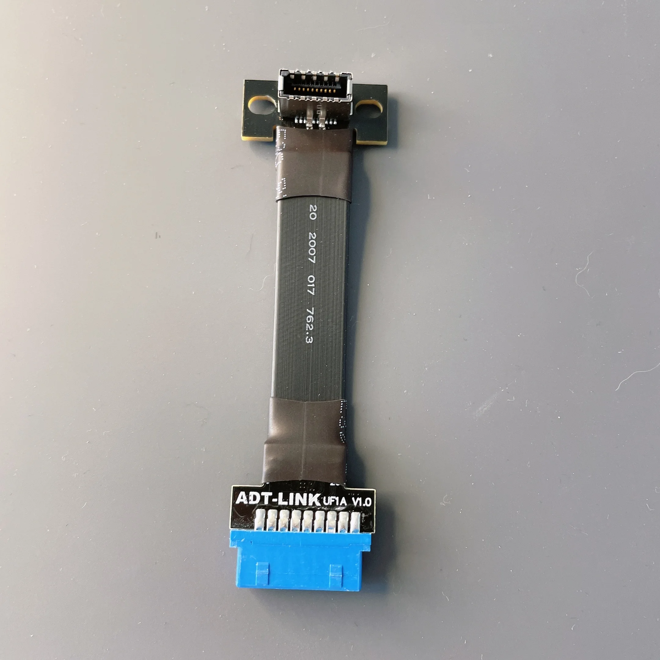5Gbps USB 3.0 داخلي 20Pin اللوحة الأمامية محول نوع-E المقبس رأس إلى USB 3.0 Int.19P ذكر تمديد كابل مسطح