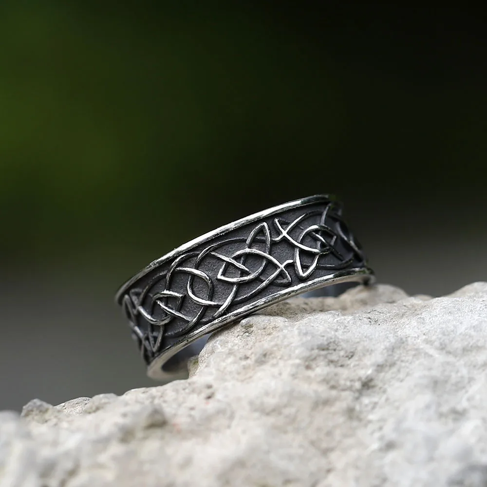 NEW Men\'s 316L stainless steel rings Vintage Nordic Viking wolf Rings Amulet animal fashion Jewelry Gifts free shipping