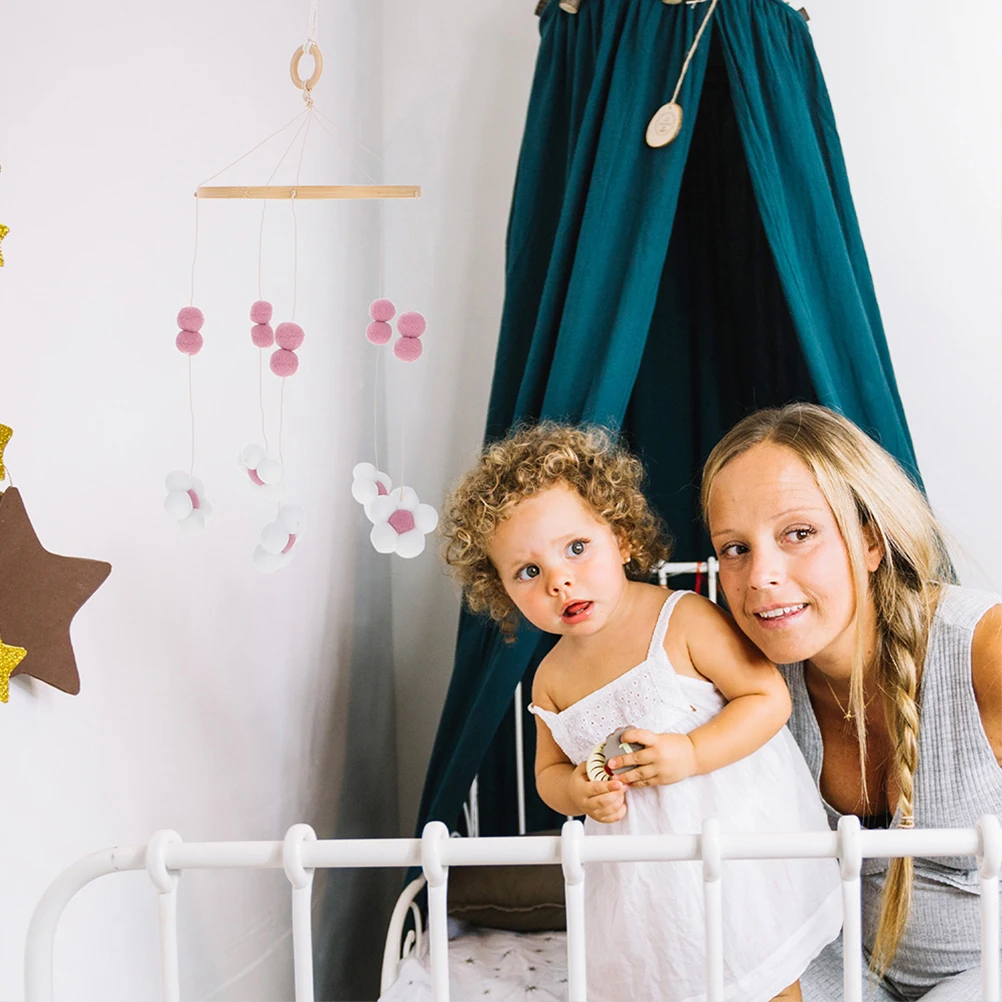 2 Piezas de Decoración para Cuarto de Bebé, Móvil de Cuna Estilo Nórdico Boho, Móvil Colgante de Madera con Pompones y Flores para Niñas, Juguetes para Cuna