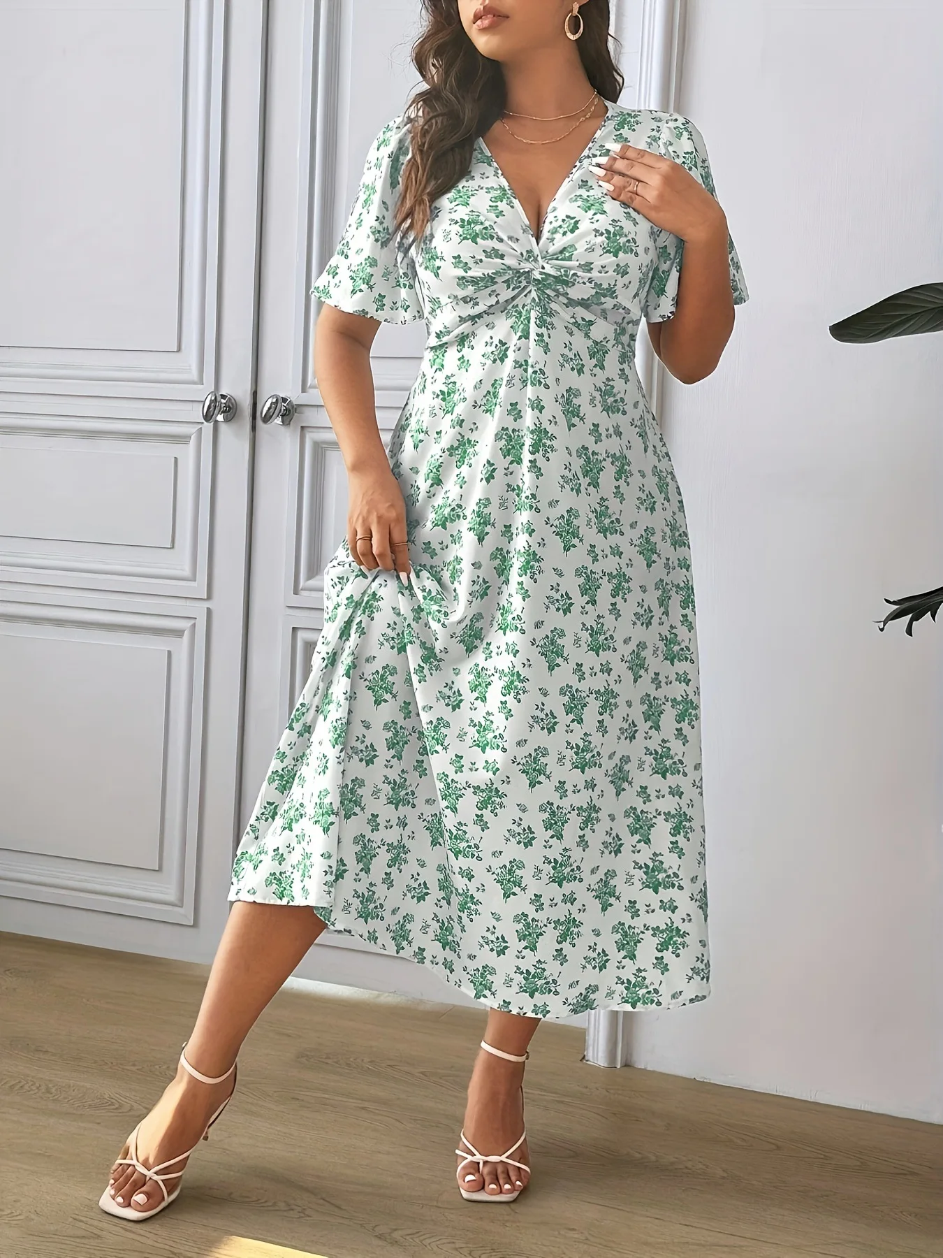 

Весенне-летняя элегантная сексуальная юбка большого размера, женское модное платье с квадратным воротником, коротким рукавом, эластичной резинкой на талии, большая распашная юбка