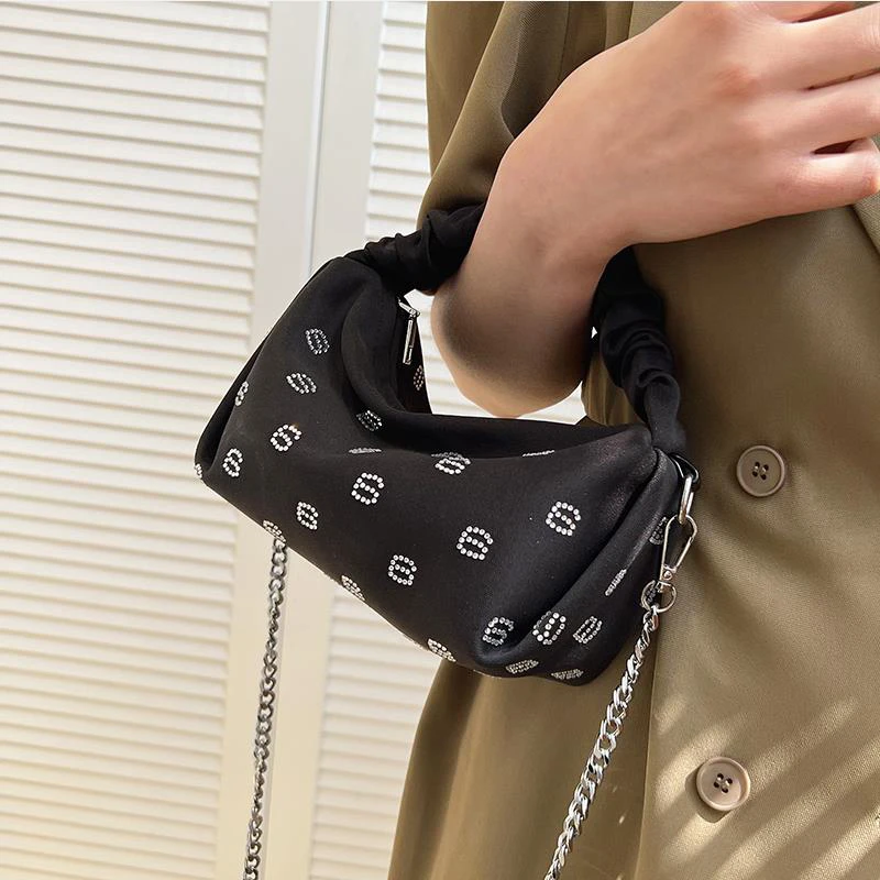 Luxury Designer Diamond Handbag 2023 Summer New Soft Rhinestone Large Capacity Chains Crossbody Bags Ladies Chic Shoulder Bags