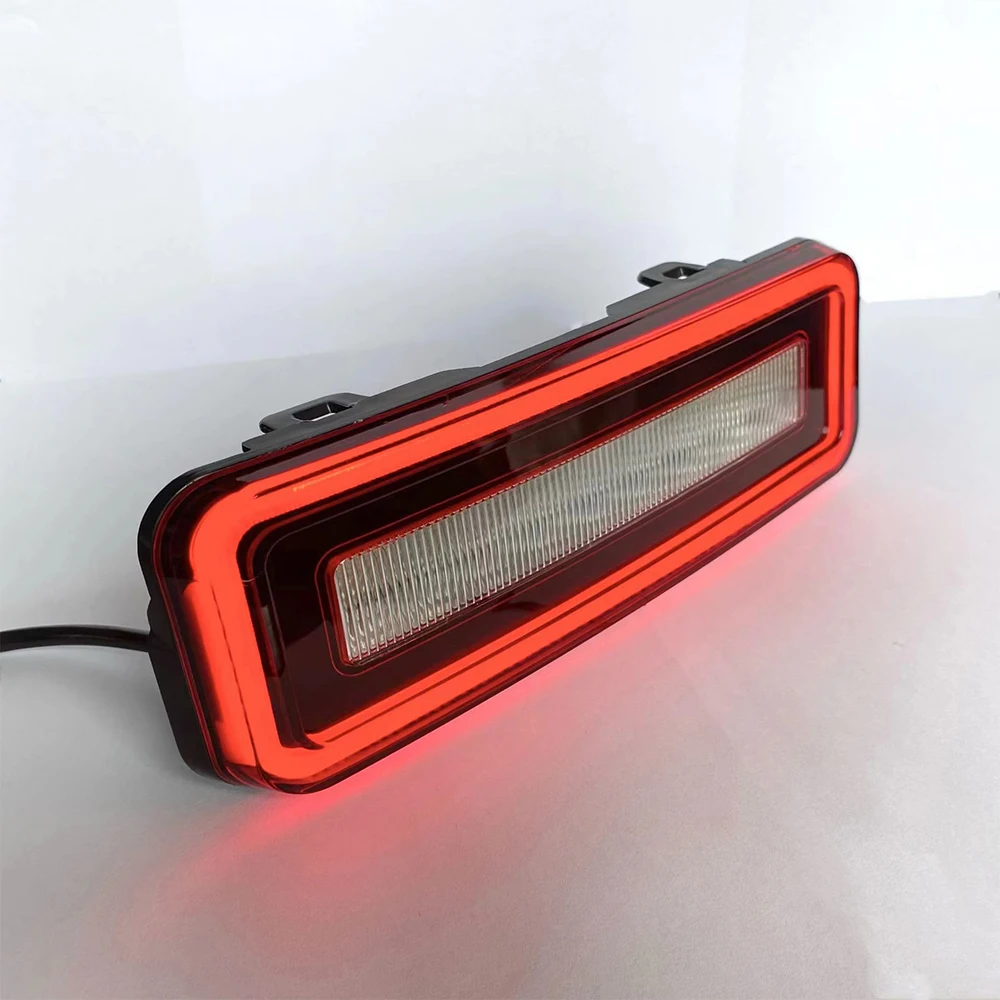 For Land Rover Defender 2020 2021 2022 Rear LED Bumper Light Reflector Tail Brake Stop Lamp Turn Signal Light Car Accessories
