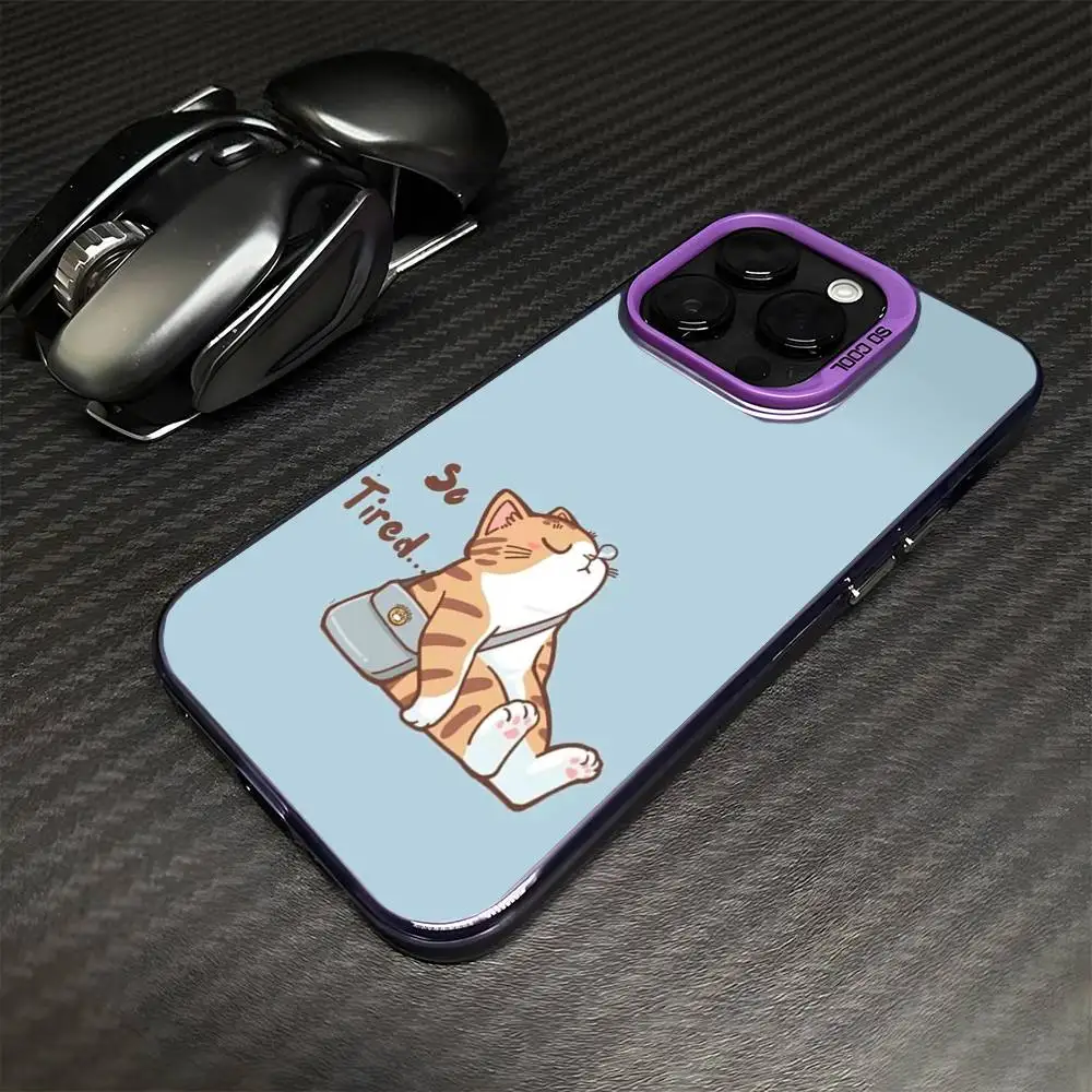Daily Life of a Kitten Handyhülle für iPhone 16,15,14,13,12,11, Mini, Pro, MAX, lila, matt, stoßfest