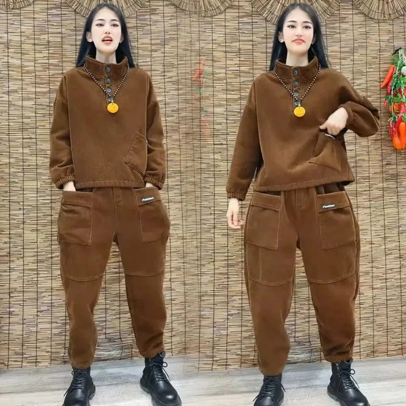 Add Velvet Autumn Winter New Corduroy Sweater+Pants Long-Sleeved Tops Loose Fashion Mother Sets Women\'s Overalls Two-Piece Suit