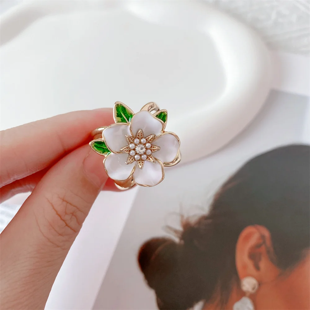 

Exquisite CZ Jewelry Camellia Ring For Women Scarf Buckle Knot Button Zircon Flower Clothing Decoration Accessories A Gift