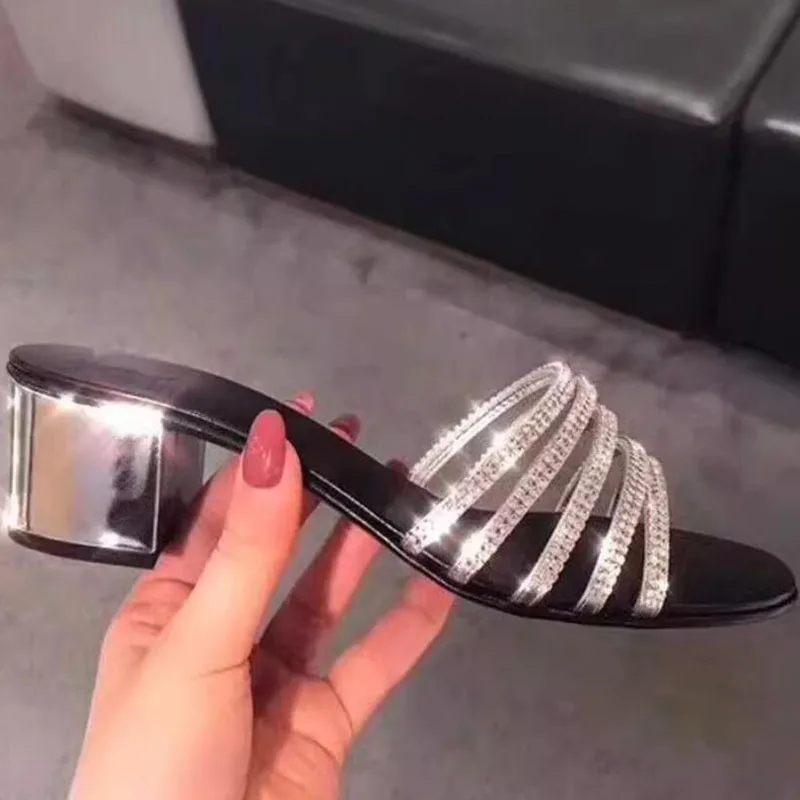 

Блестящие босоножки-мюли с ремешками и стразами, на массивном каблуке 5 см, летние, для вечеринок, женские, с открытым носком