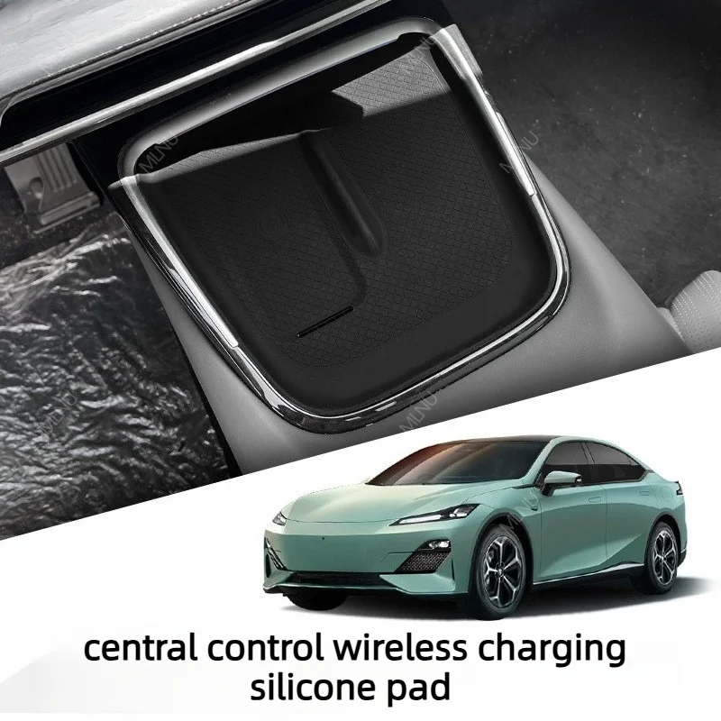 Center Console Wireless Charging Pad For CHANGAN Deepal L07 SL03 2026 2025 Accessories Non Slip Bend Resistance 2024 2023