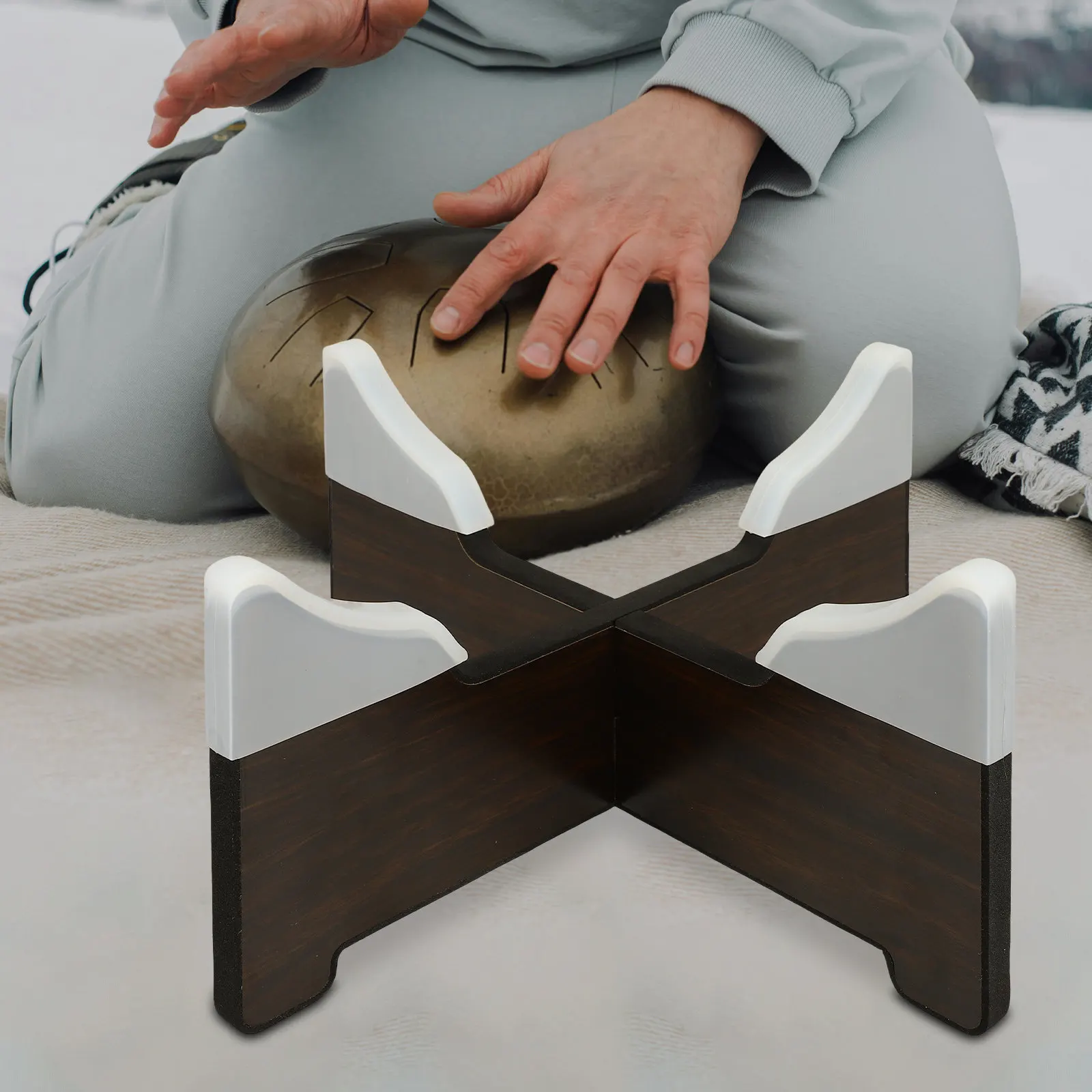 

Professional Wooden Tongue Drum Stand Foldable Floor Holder for Hand Pan Drum Display Storage Stable Silicone Base Portable