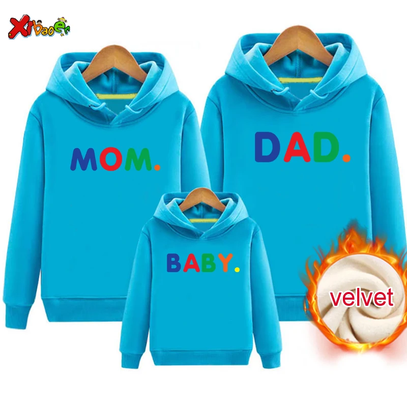 Completo per la famiglia abbinato inverno caldo Pullover abbigliamento bambini bambini vestiti ragazza papà autunno mamma Me vestiti abiti del ringraziamento