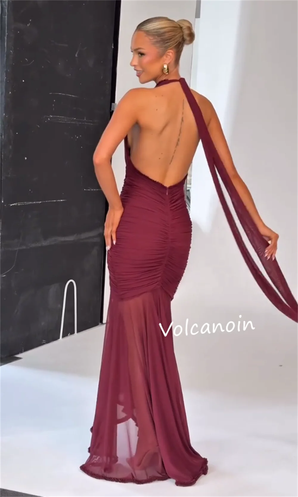 Gaun Panjang Halter Terompet Ruched Wiru Sifon Kustom Pesta Koktail Acara Dipesan Lebih Dahulu Gaya Modern Sederhana