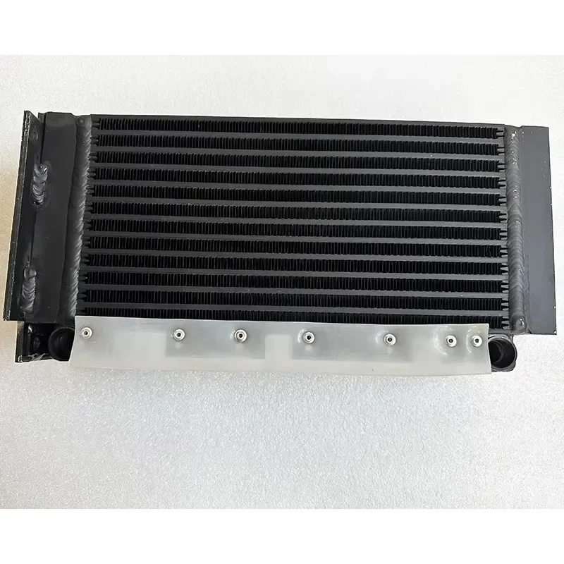 Genuine  Engine Oil Cooler Radiator 04300168 High Performance Durable Replacement Oil Cooler