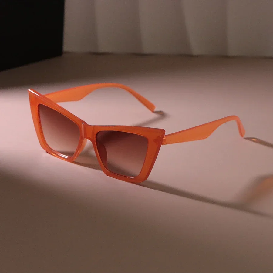 نظارات شمسية مربعة كلاسيكية للنساء بإطار بلاستيكي أنيق نظارات شمسية كلاسيكية للرجال نظارات أنيقة كبيرة الحجم