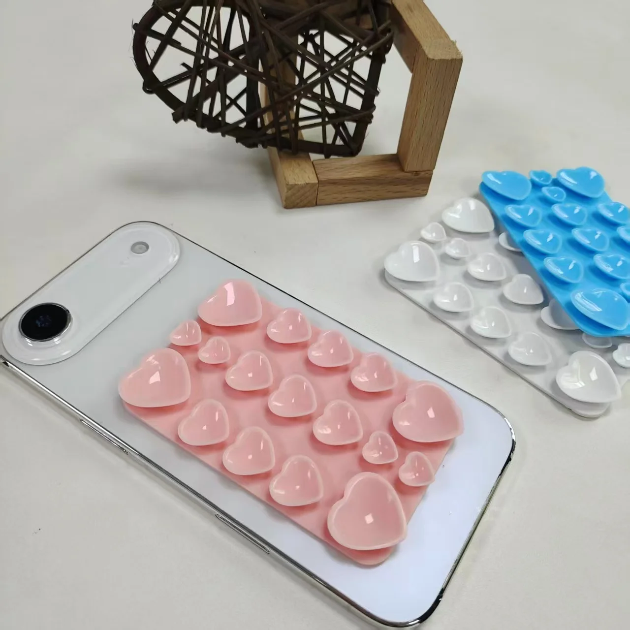 

Love Silicone Suction Cup Phone Holder - Universal Car/Desk Mounting Bracket