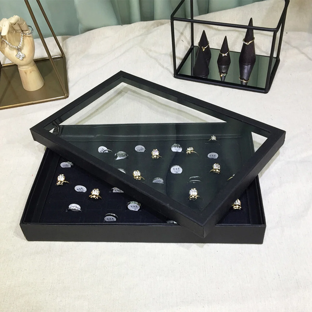 

2 шт., держатель для колец, 100 слотов, прозрачная крышка, органайзер для ювелирных изделий, лоток для хранения колец, ювелирных изделий, лоток для демонстрации колец