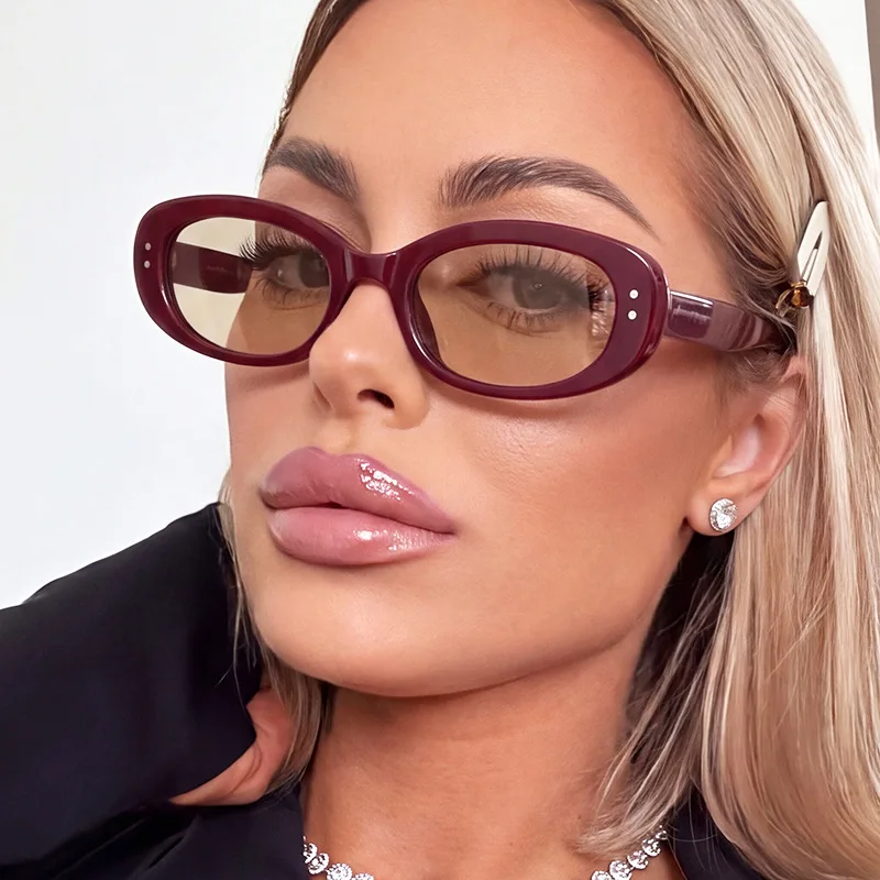 Y2K Small Oval Women Sunglasses Women Retro Rivet Decor Sun Glasses Vintage UV400 Protection Eyewear for Outdoor Party