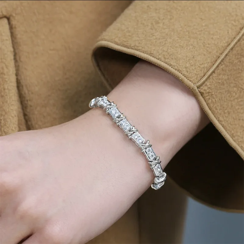 2024 New S925 Silver Plated Platinum XO Diamond Bracelet with European and American Retro Fashion