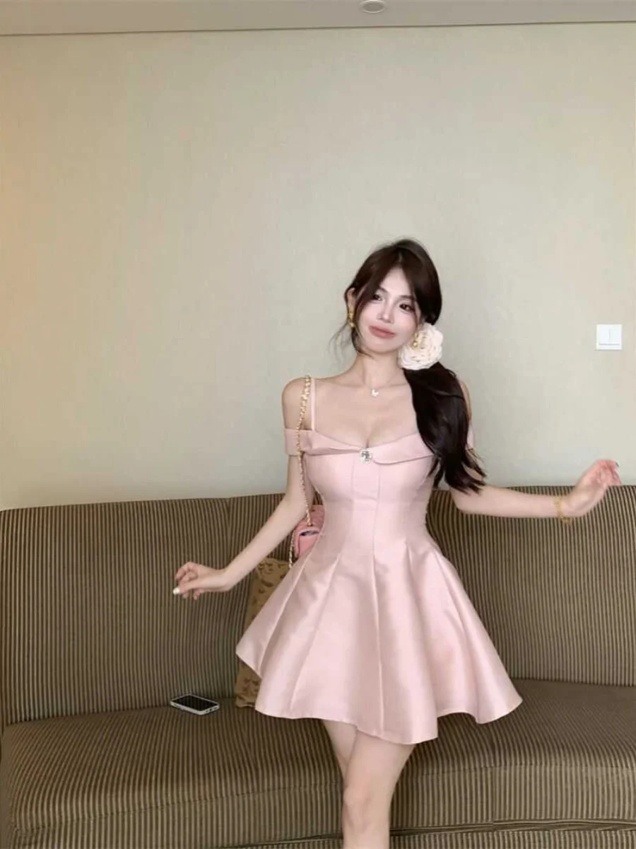 Sexy Shoulder Bared Diamond Embedded Short Sleeve Dress Women's mid Waist A-Line Mini Skirt Summer New Pink Trendy Girl Waist in