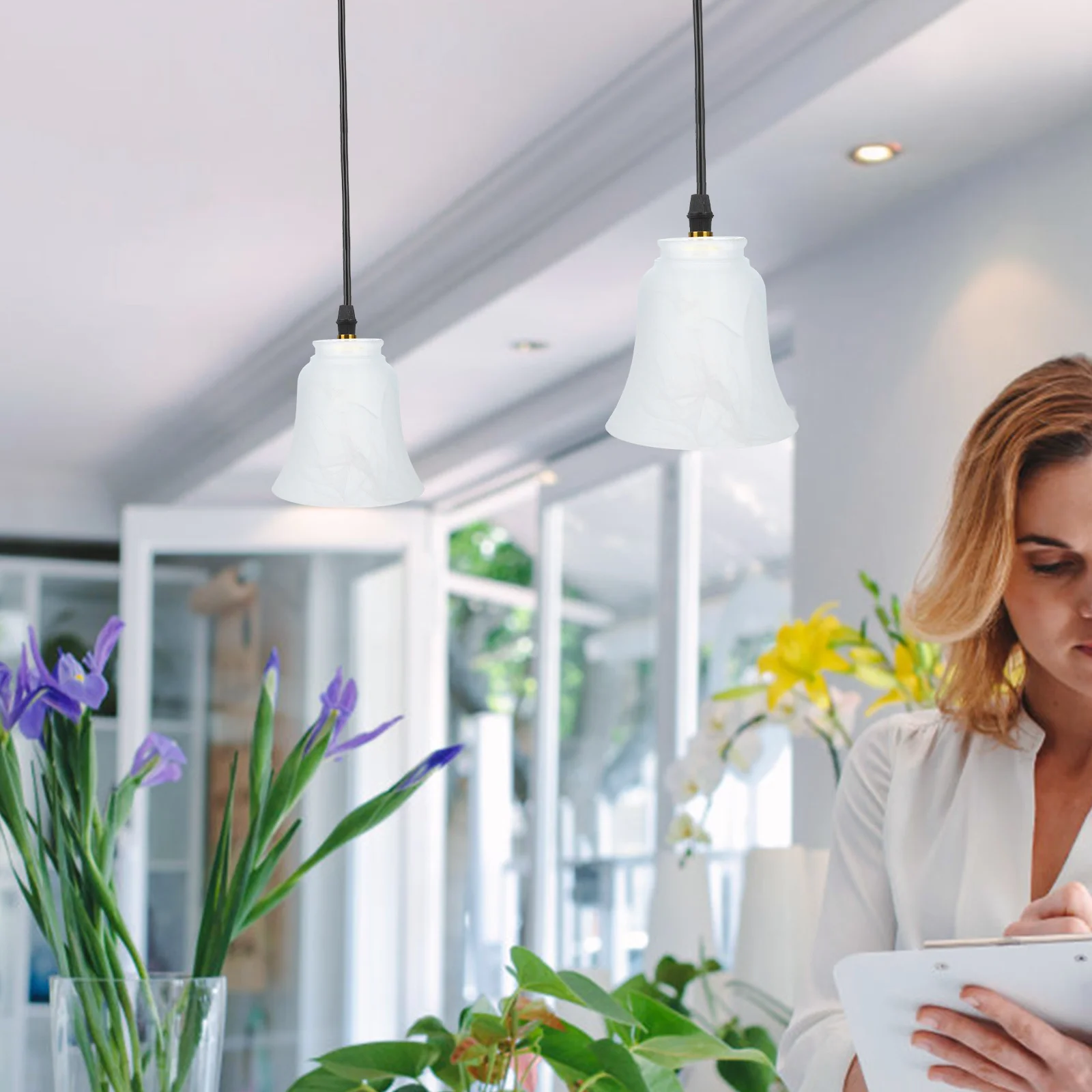 

4Pcs Stylish Frosted Glass Lampshade E27 for Chandelier Table Floor Lamp Decor Glass Lampshade Home Lamp Dhade