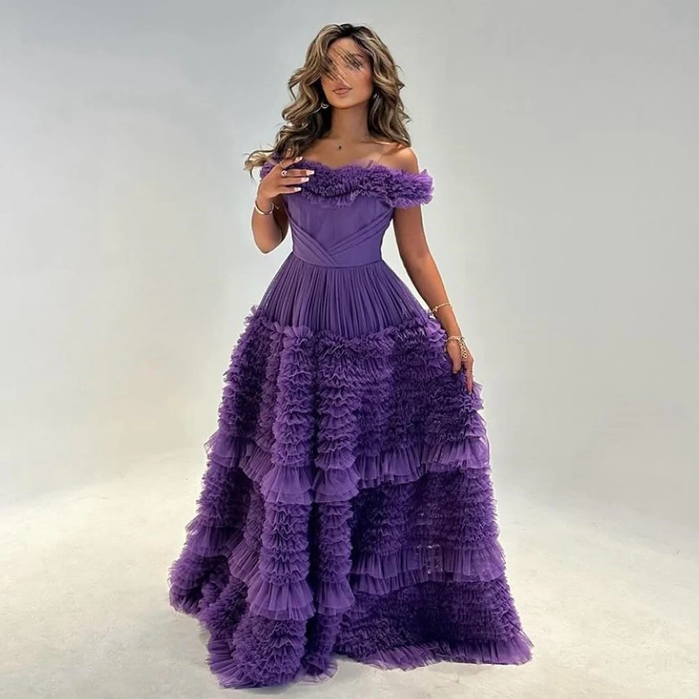 

Off the Shoulder Saudi Arabia Evening Gowns Short Sleeves Tulle Floor Length Pleats Sweep Train Solid Color Quinceanera Gowns