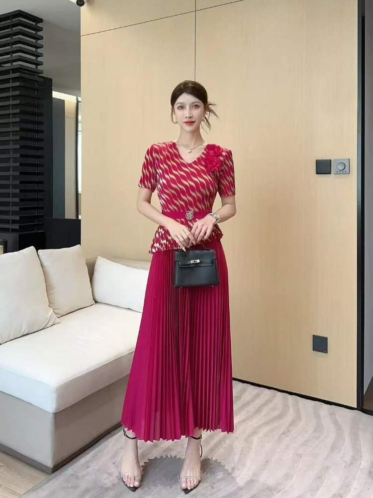 

Directly From The Manufacturer 2025 Summer New Bronzing Printing Pleated Skirt Design High Sense Commuter Style Dress Women