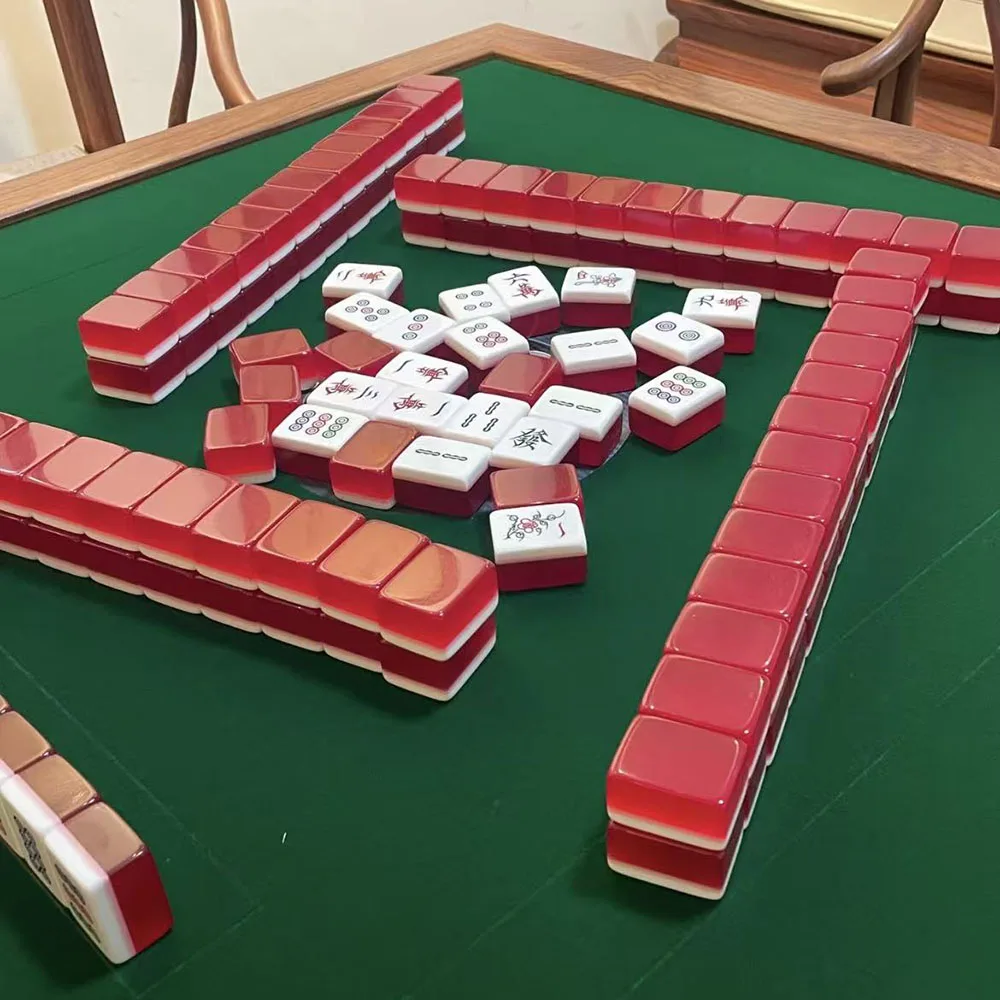 Wholesale Miss Red Mahjong Tiles Christmas Luxury Entertainment Decor Stylish Modern Color Acrylic Mahjong Set