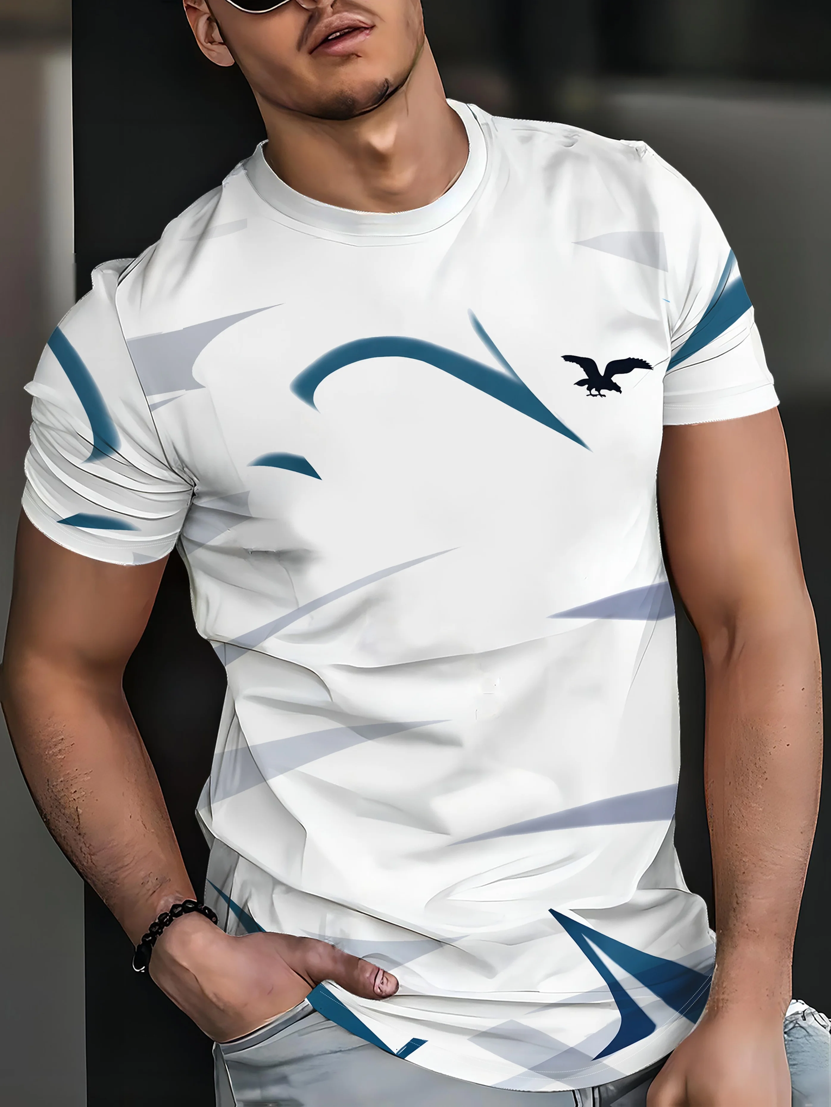 New men's short-sleeve T-shirt, loose-fitting and tailored with printed designs, versatile basic crew-neck top suitable for spri