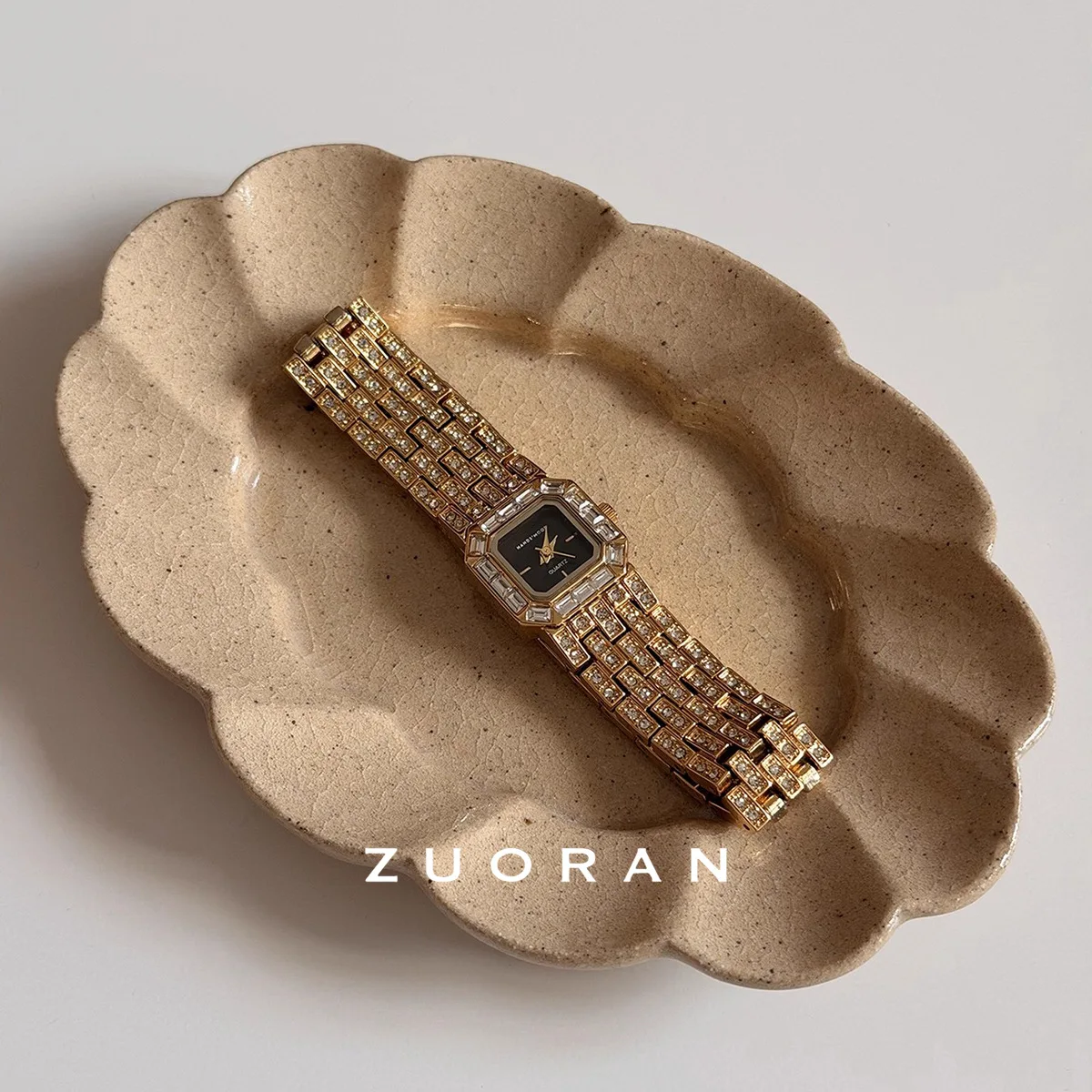 New Elegant Black And Gold Small Dial Fashion Women'S Watch, Part Of The Women'S Watch Series, A High-End Selection Of Watches.
