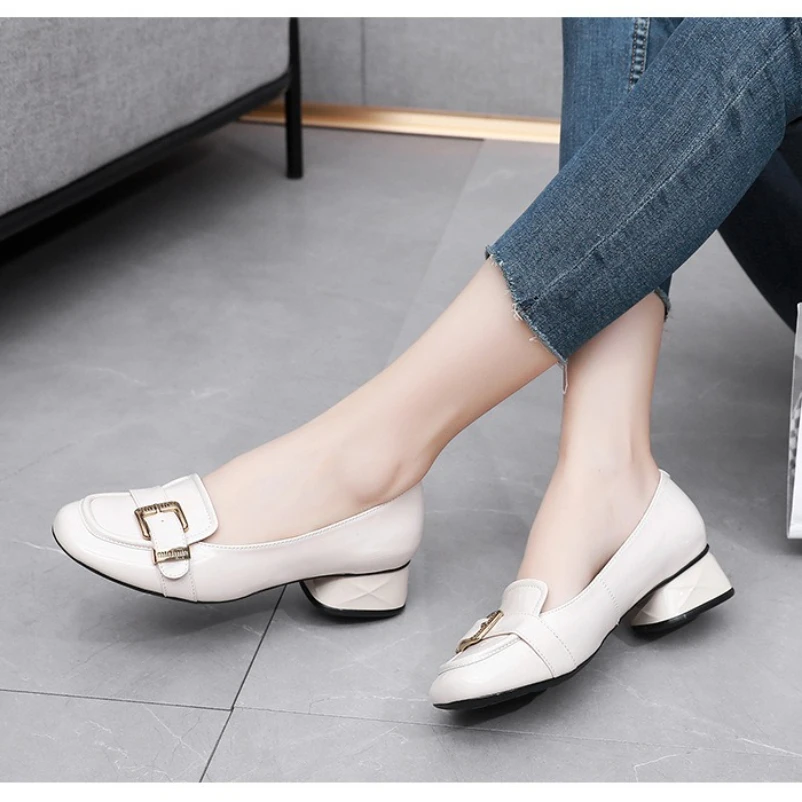 

Женская обувь 2025 года, лоферы, весенняя обувь из натуральной кожи на толстом каблуке, повседневная женская обувь большого размера в британском стиле