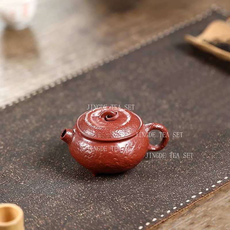 

110ml Chinese Yixing Purple Clay Teapot Creativity Handmade Small Capacity Tea Pot Household Beauty Kettle Zisha Tea Set Gifts