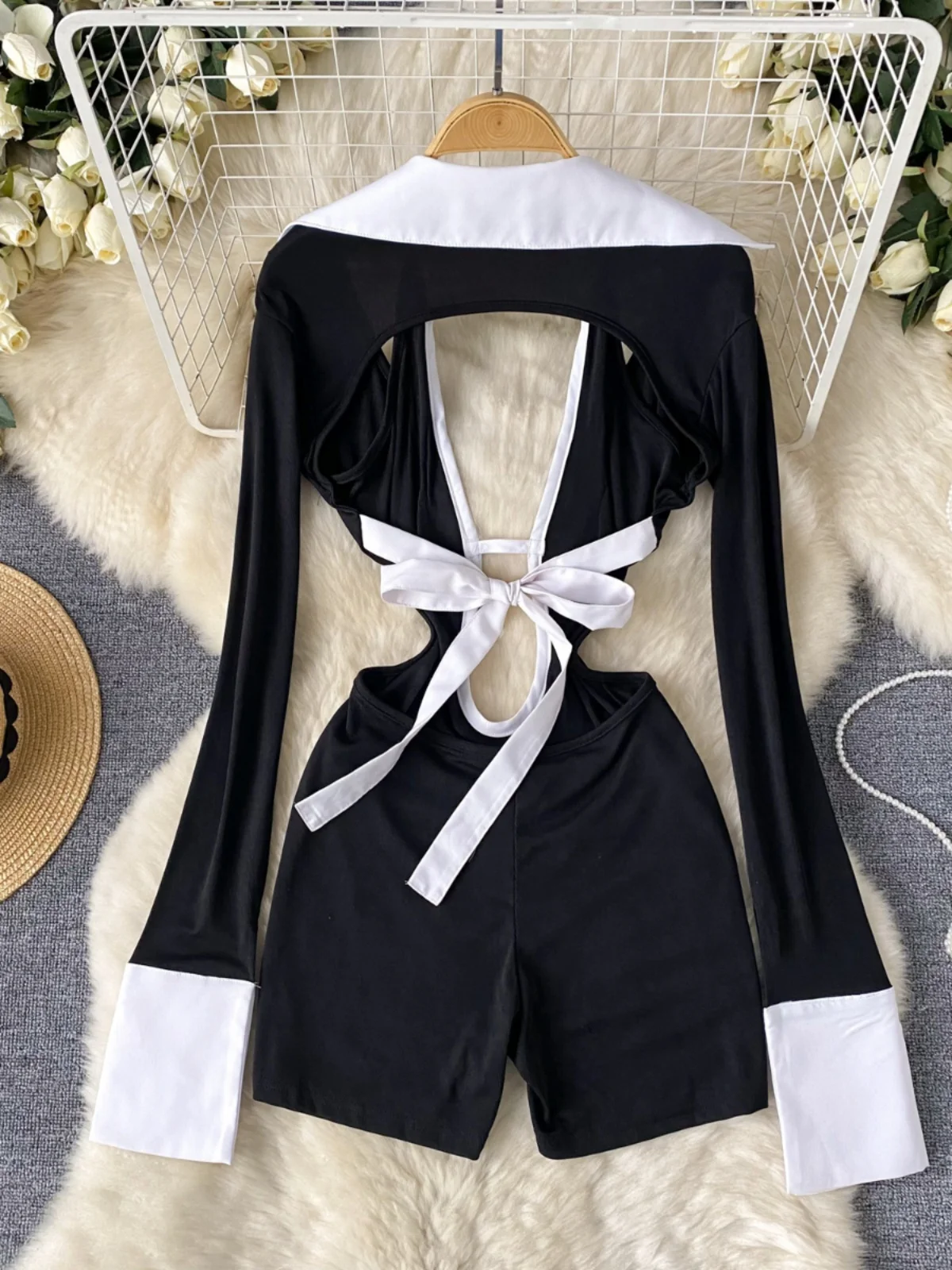 Foamlina Sexy Low Cut Deep V Neck Long Sleeve Playsuits for Women Fashion Color Block Bow-tied Open Back Party Shorts Rompers