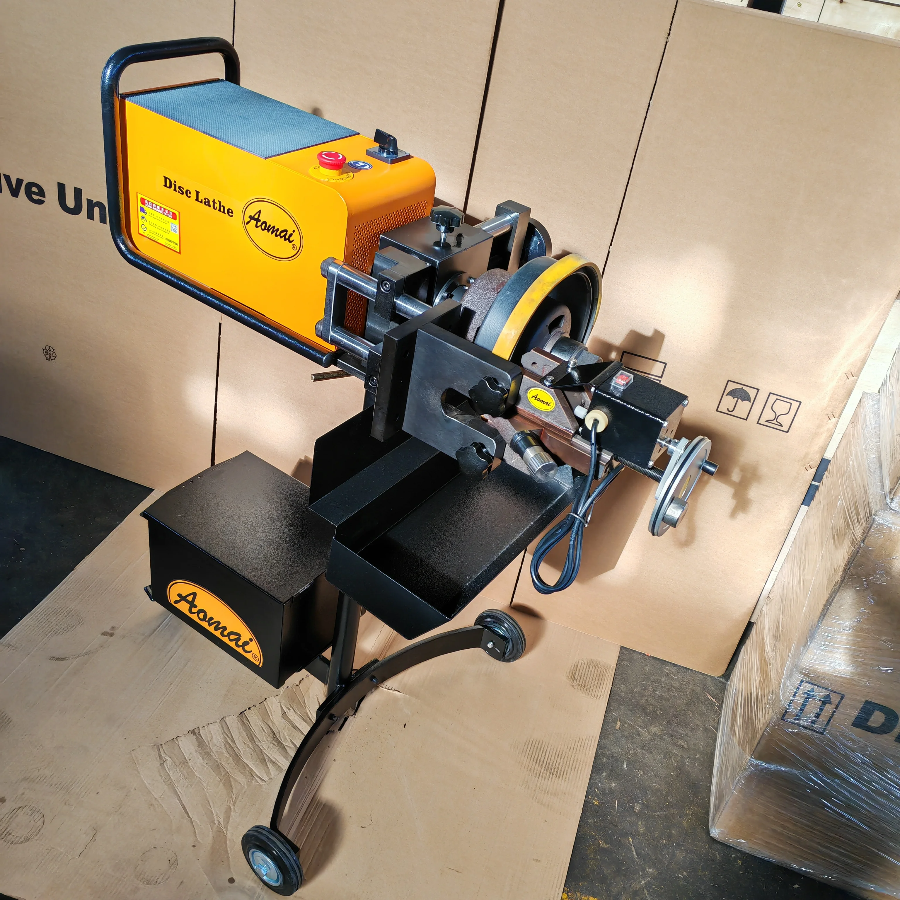 

Brake Disc Aligner Am-983 Brake Disc Lathe on Car and off-Car Disc Drum Brake Lathe Machine