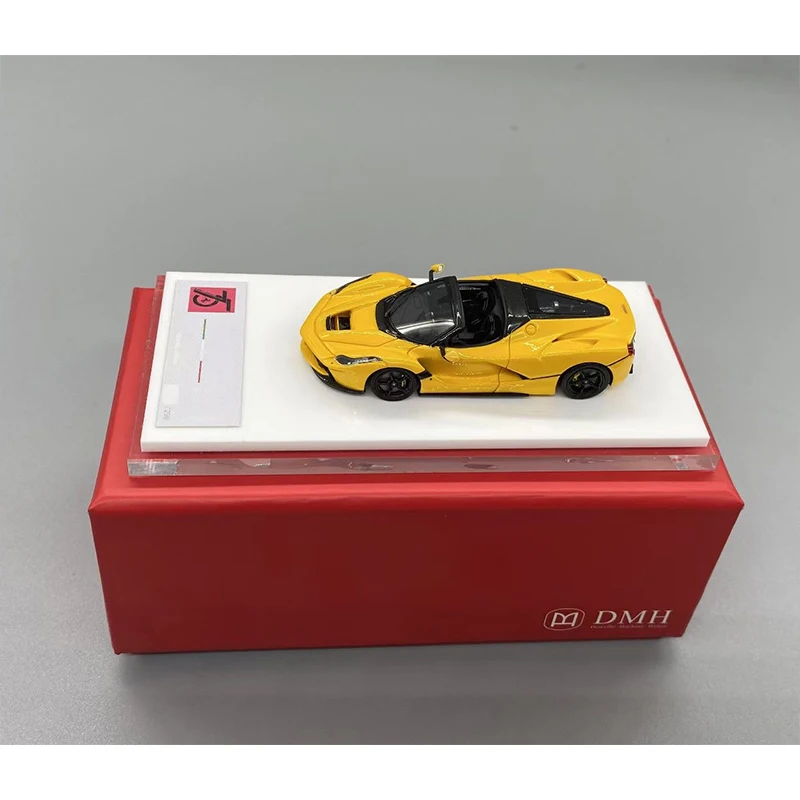 DMH In Stock 1:64 Aperta Convertible Resin Diorama Car Model Collection Miniature Toys