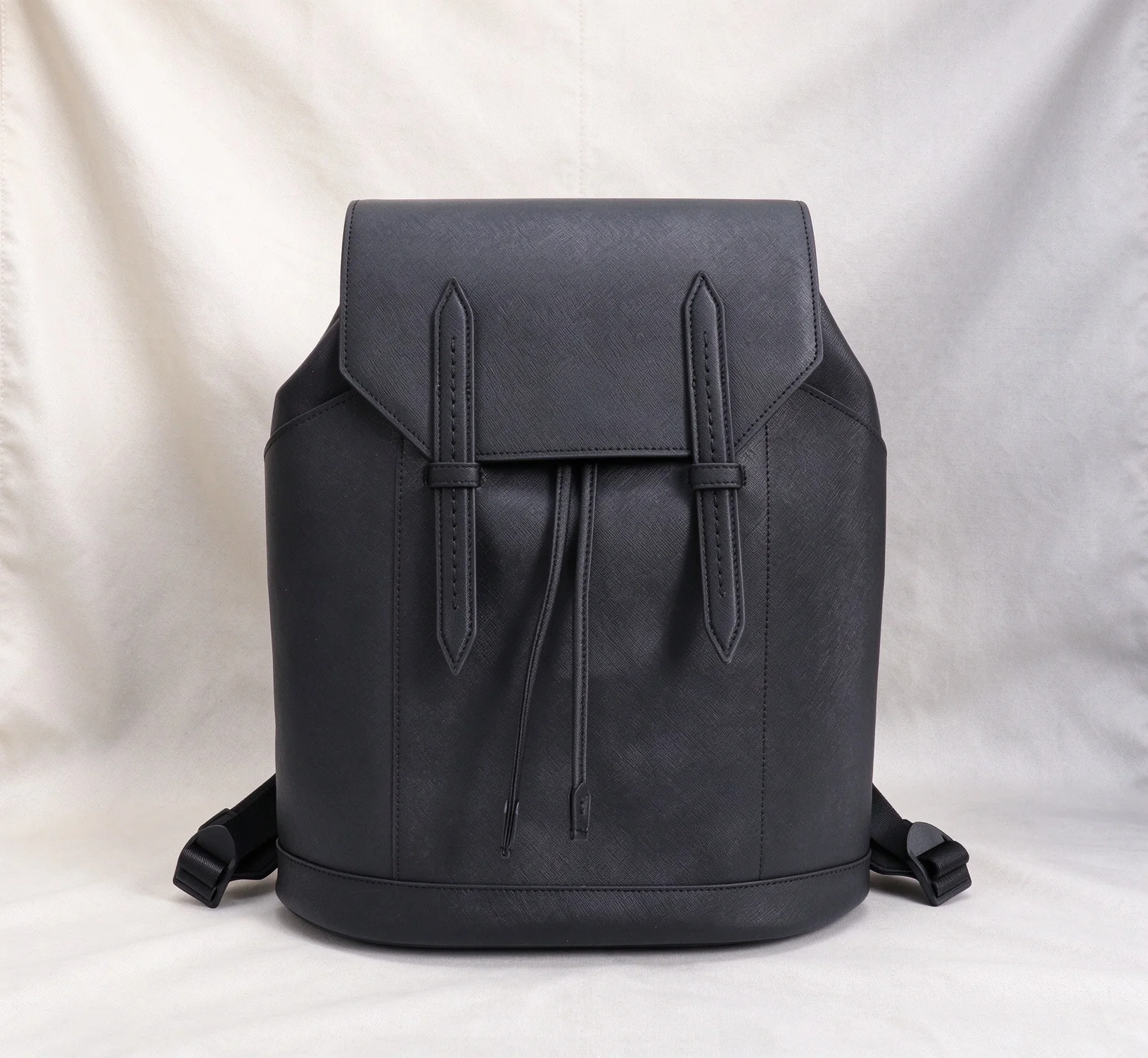 Premium Medium Sized Large Capacity Backpack, Multi Compartment Rucksack, Versatile Travel & Commute Daypack